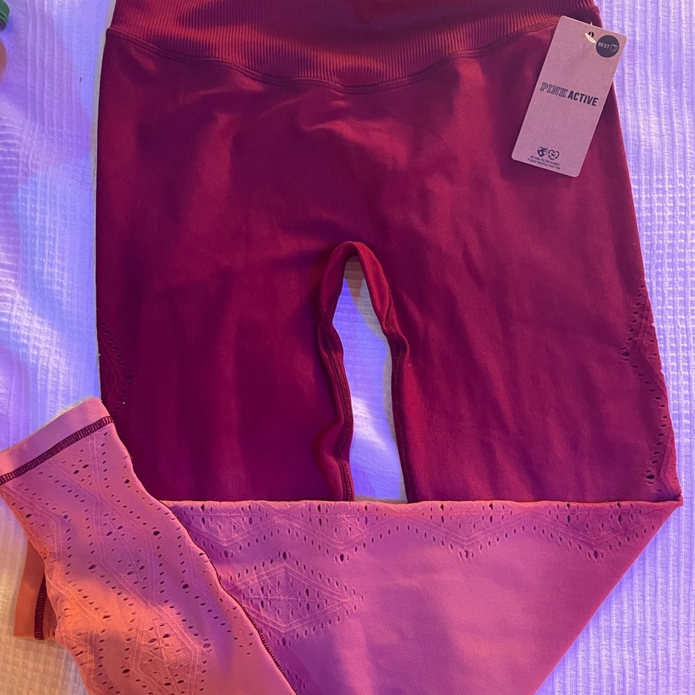 VS PINK leggings new with tag size M